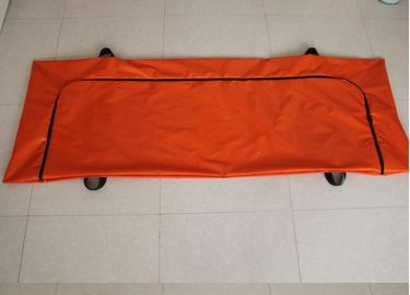 ऑरेंज आईएसओ 9 001 वयस्क पुरुष मृत शरीर बैग 200 * 73 सेमी की दूरी पर आसान है